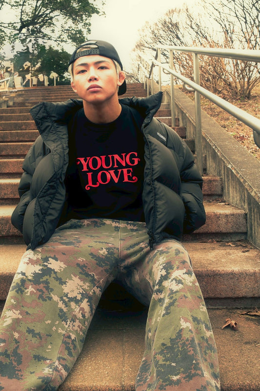 2026新作　YOUNG LOVE　T【ブラック】